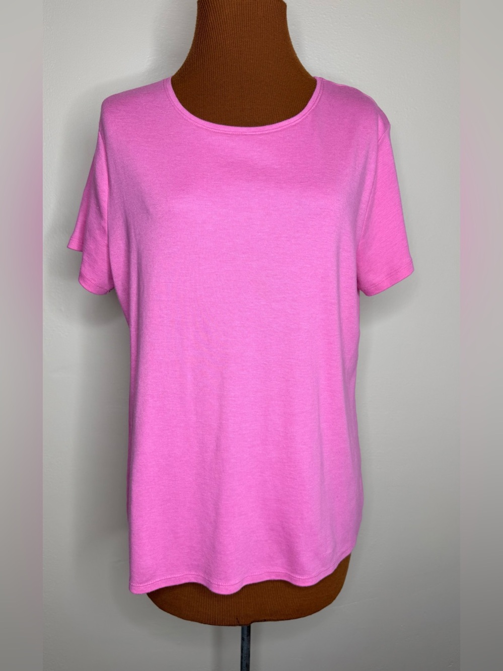 Croft & Barrow Bright Pink Short Sleeve Crewneck Tee Size Large